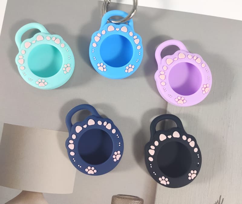 כיסוי AirTag עם טבעת מחזיק מפתחות Nina בעיצוב כפות חתול, סיליקון רך, 22 צבעים כולל זוהרים בחושך – תמונה 27