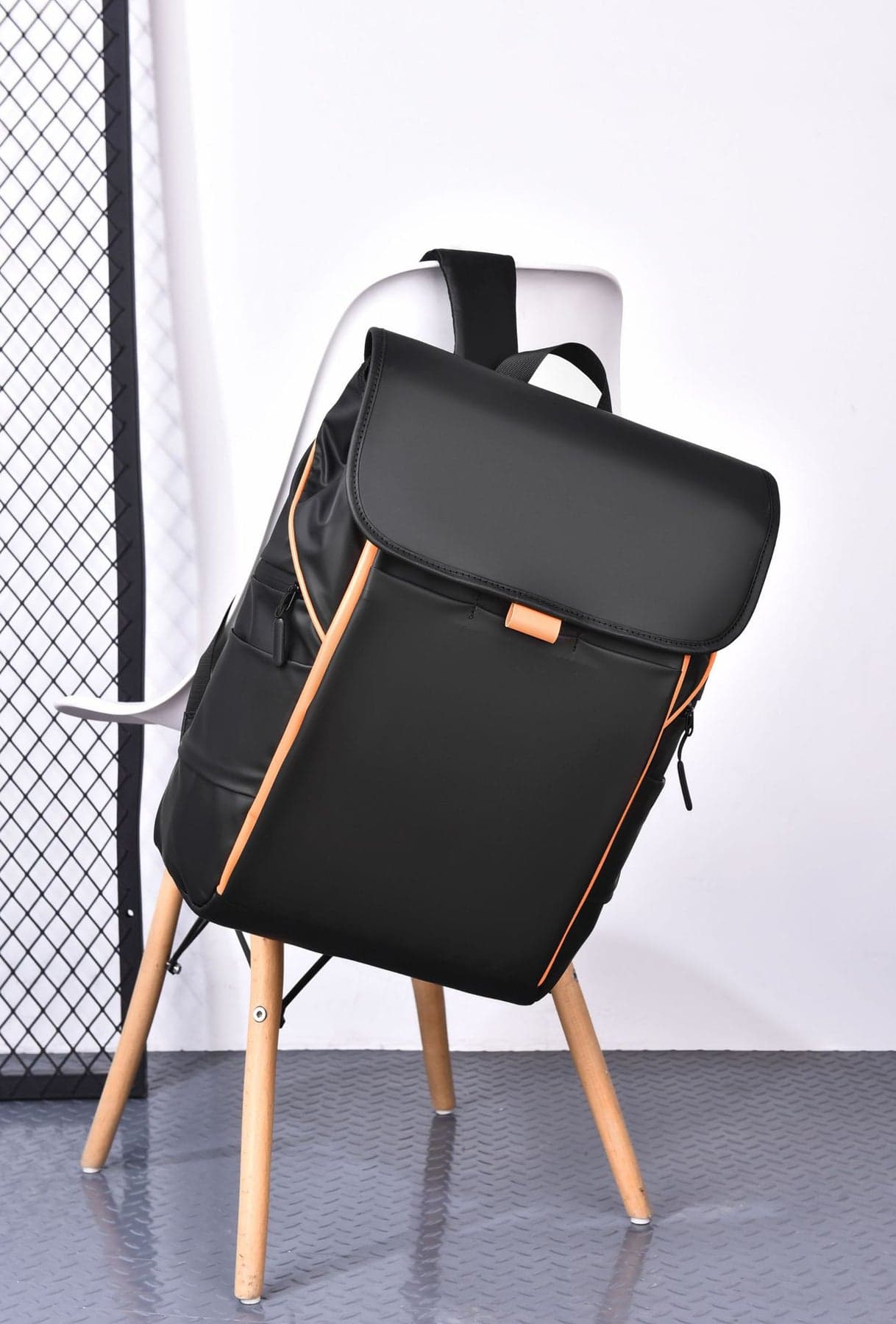 תיק גב CityVoyager ProX 30L למחשב 16 אינץ' עמיד במים מבית כאמל מאונטין – תמונה 7