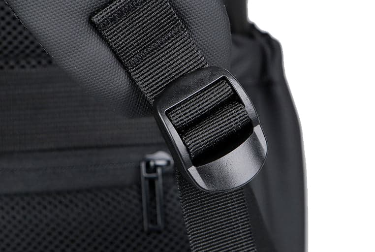 תיק עסקים The Tech-Transporter 35L למחשב 17 אינץ' יציאת USB מבית כאמל מאונטין – תמונה 6